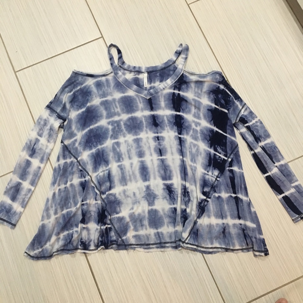 ***Sold*** Sage tie dye long sleeve